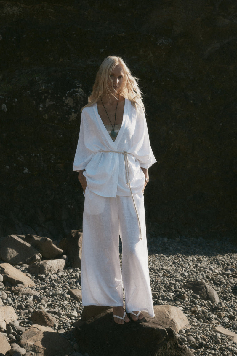 womens white cotton kimono with belt front view