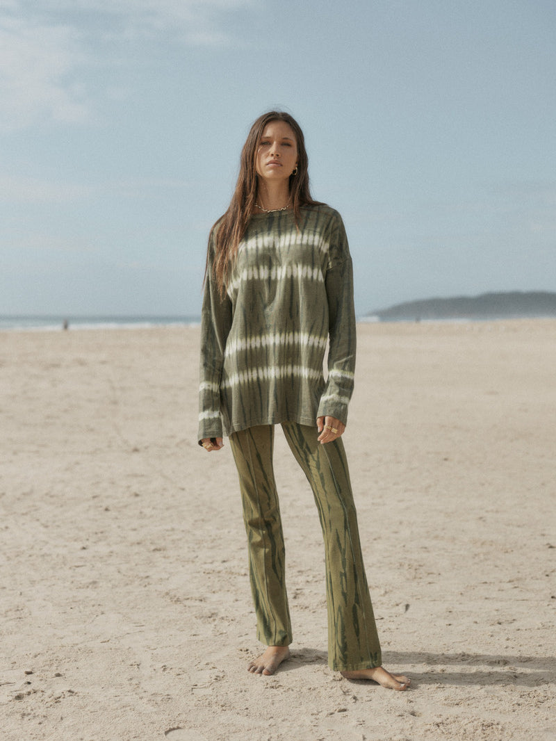 womens cotton olive tie dye pant and top front view