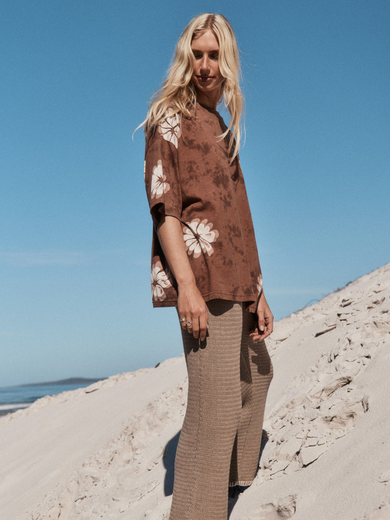 Womens chocolate floral tie dye tee