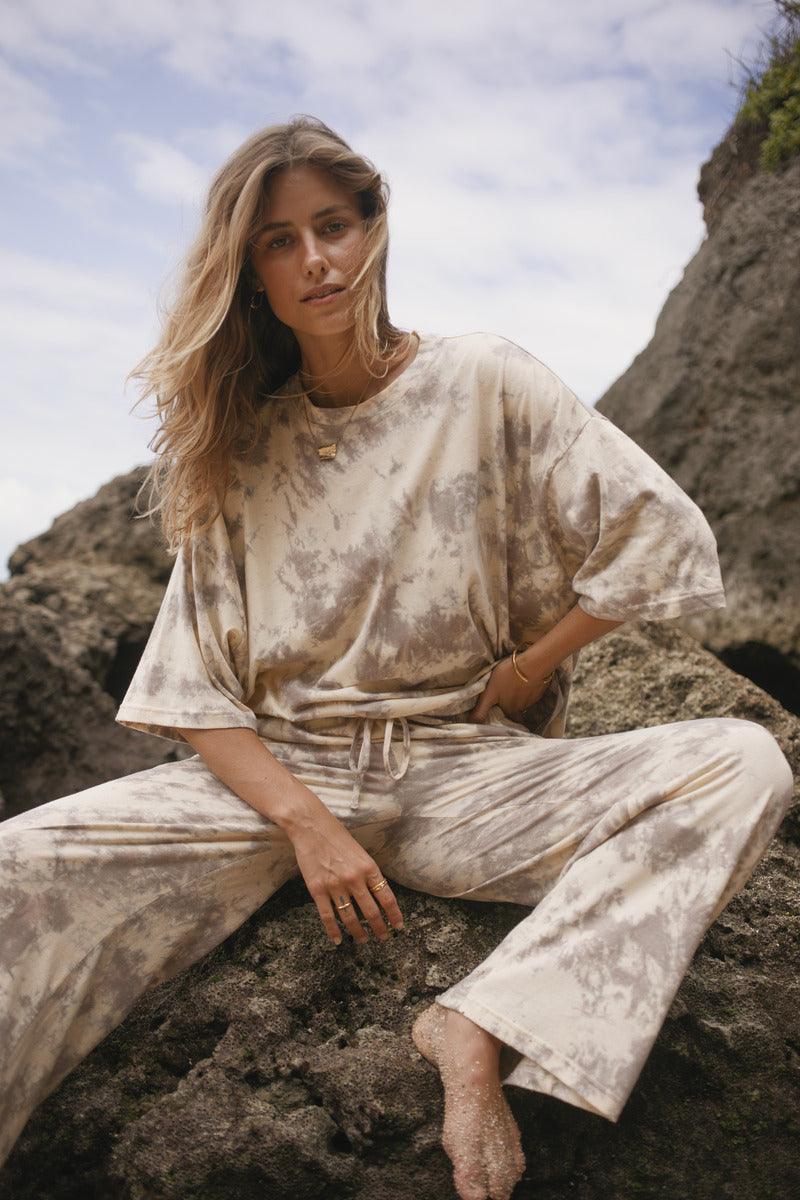 womens cotton hemp tie dye taupe tee styled with matching pant, front view