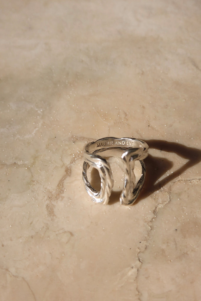 open twist shape 925 silver ring 