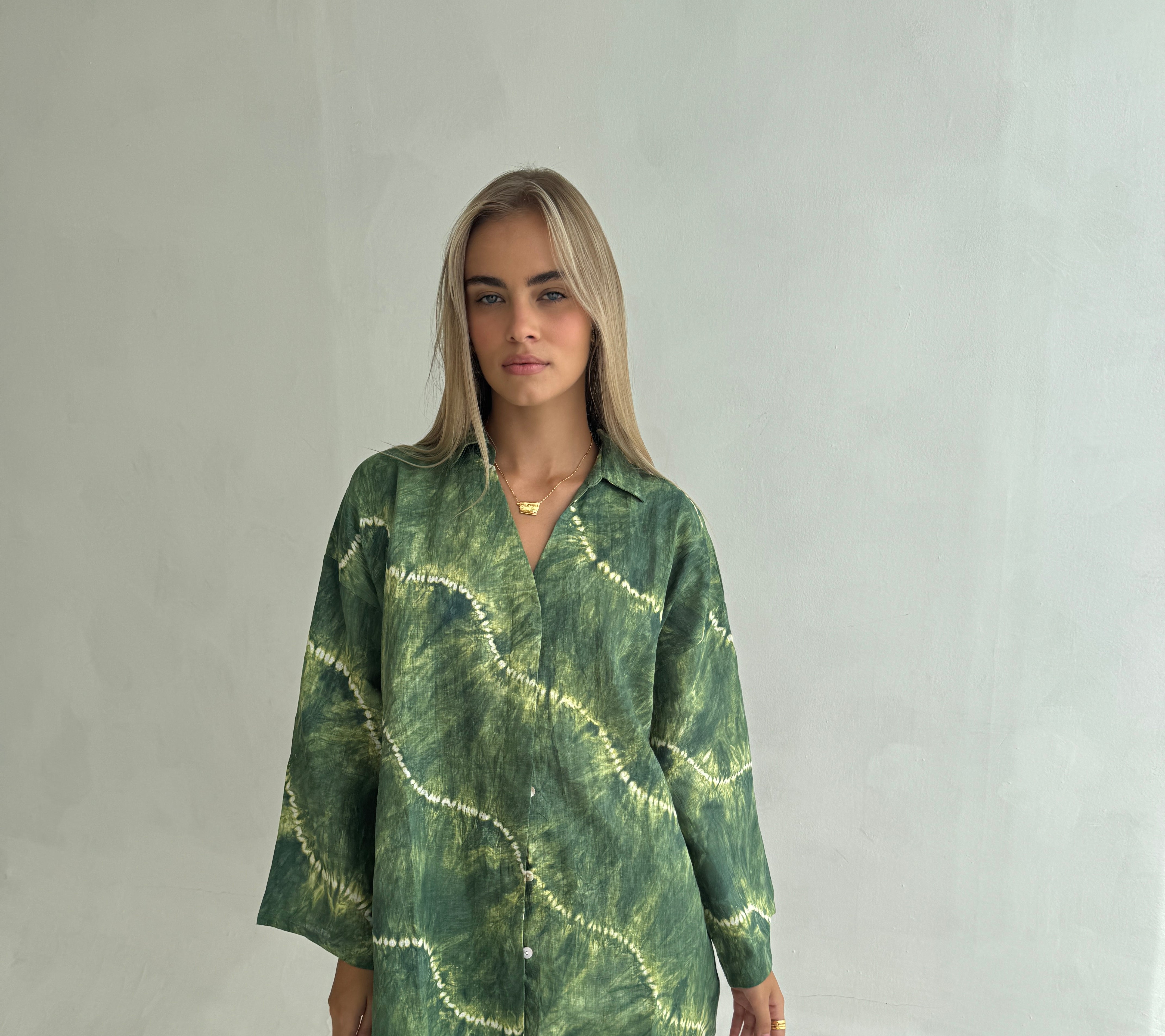 Womens green linen tie dye shirt, front view