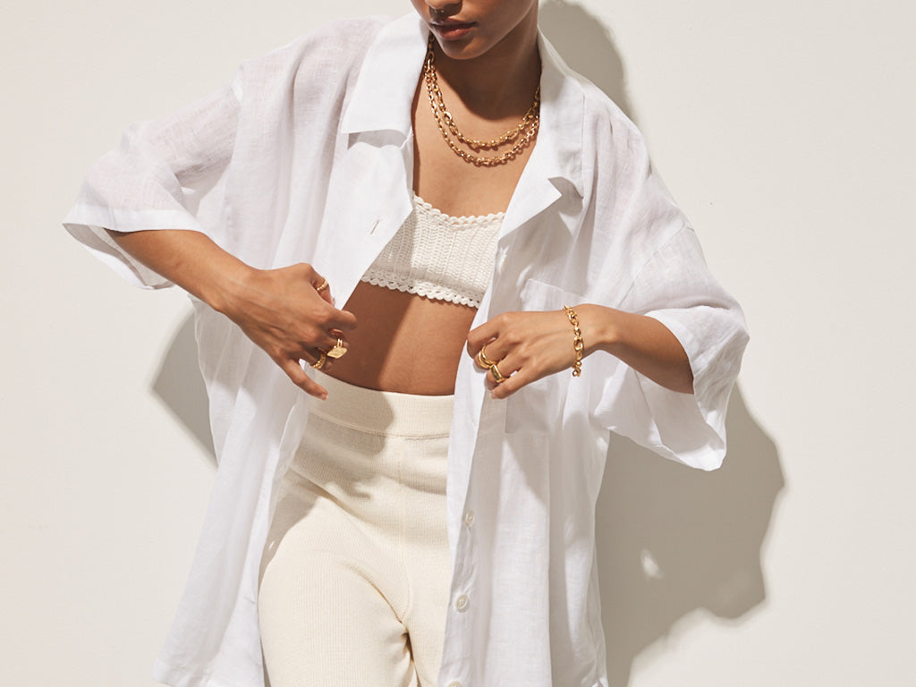 woman wearing white linen shirt 