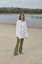 womens cotton olive tie dye pant with white shirt