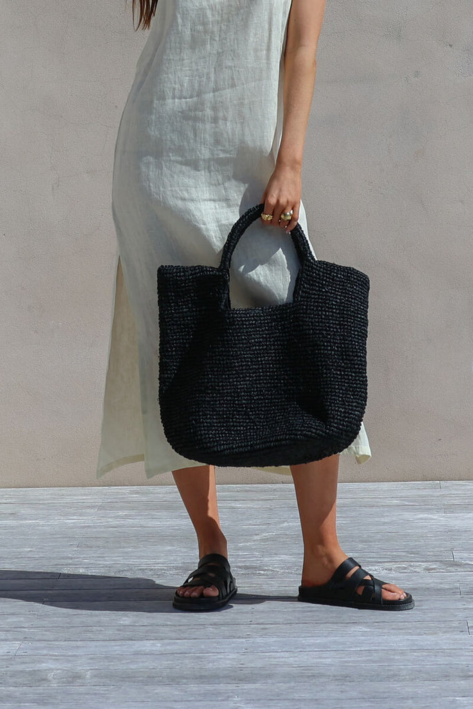 womens natural woven grass bag black 