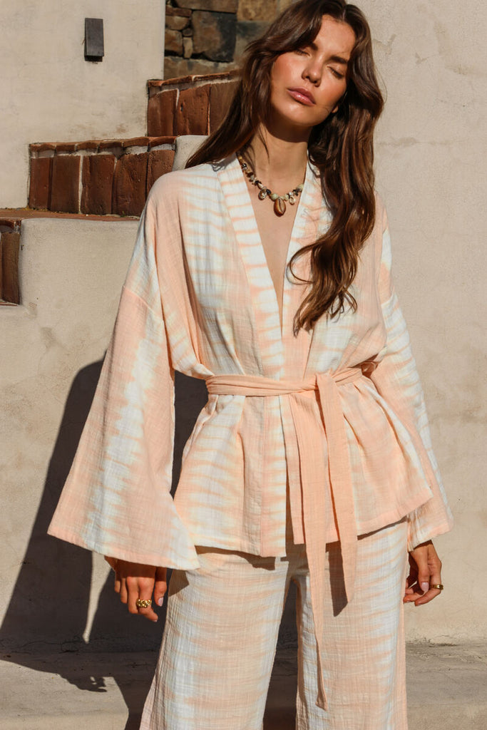 womens tonal tie dye kimono with belt front view