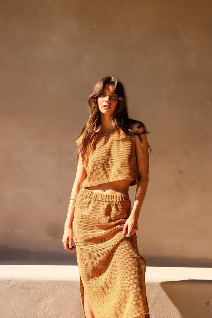 womens cotton netting tank top caramel hue front view