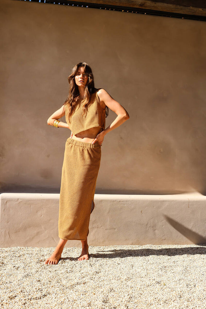 model wearing matching caramel cotton netting set 