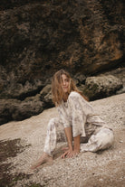 womens cotton hemp tie dye taupe pant and tee, side view