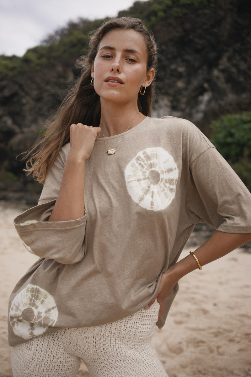 Womens cotton hemp tie dye taupe tee, styled with knit short, front view