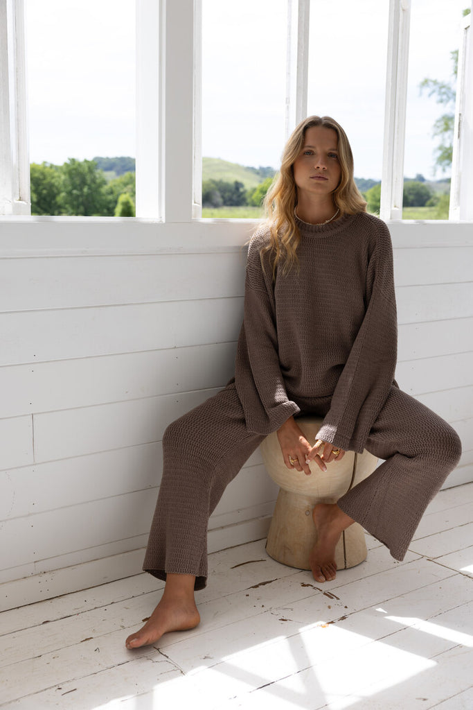 model wearing matching taupe knit set
