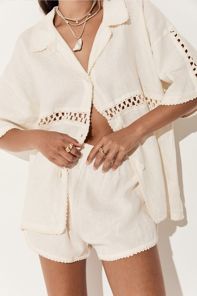 womens elasticated short cotton linen cream